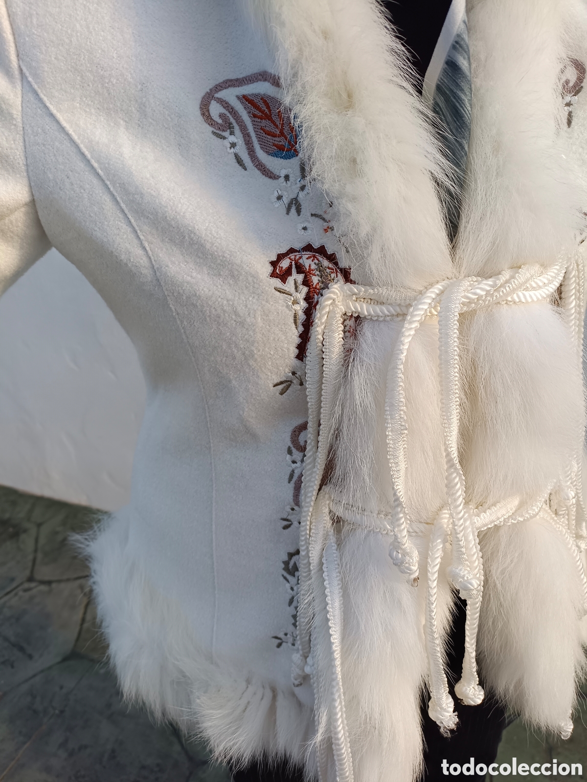 Nuevo: Chaqueta exclusiva hecha a mano - Foto 3