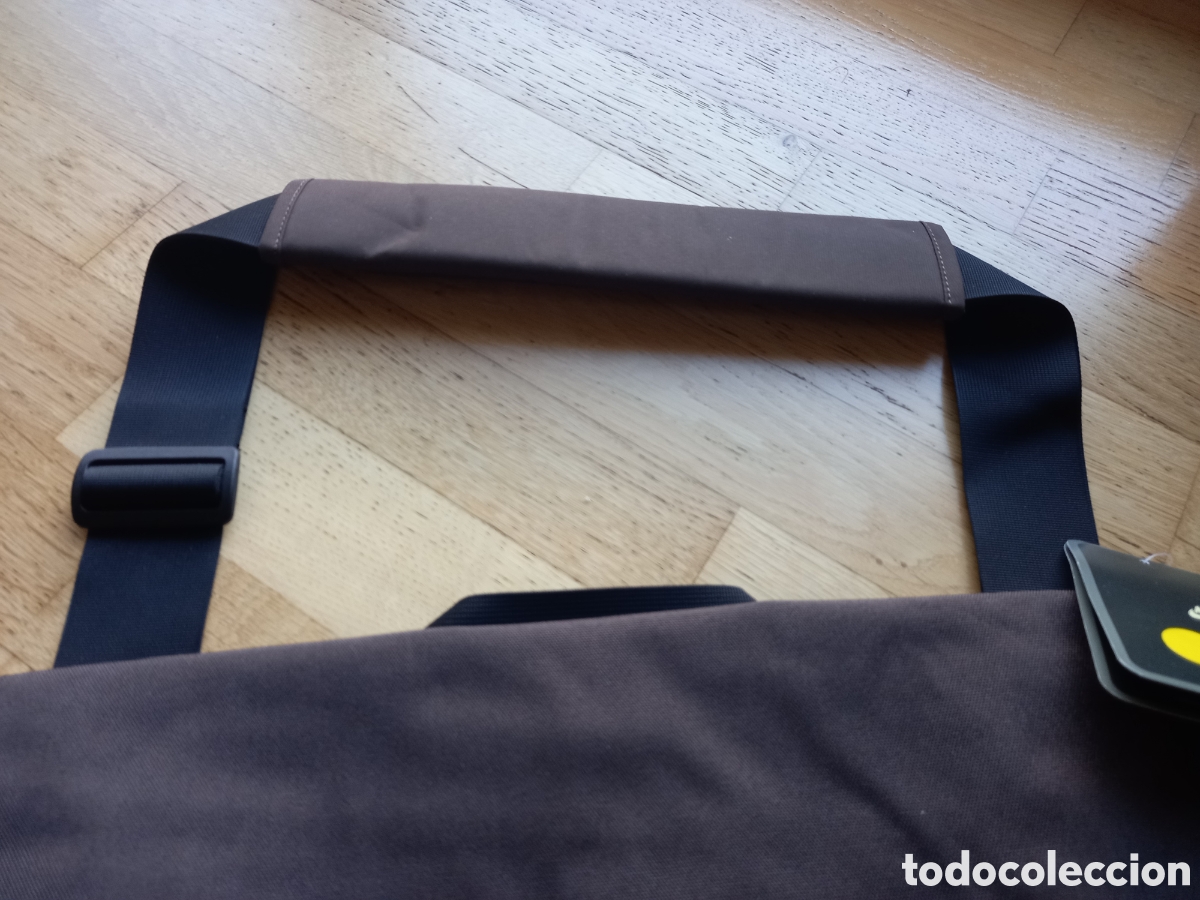Nuevo: Funda ordenador NIKE - Foto 3