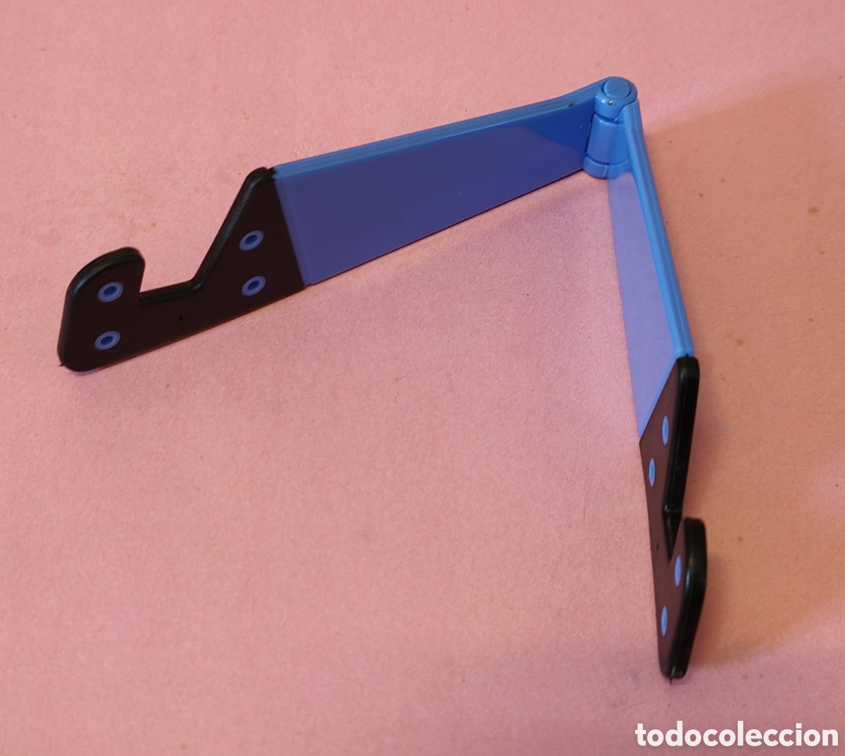 Nuevo: :::: CB17 - SOPORTE PARA MOVIL O TABLET - Foto 1