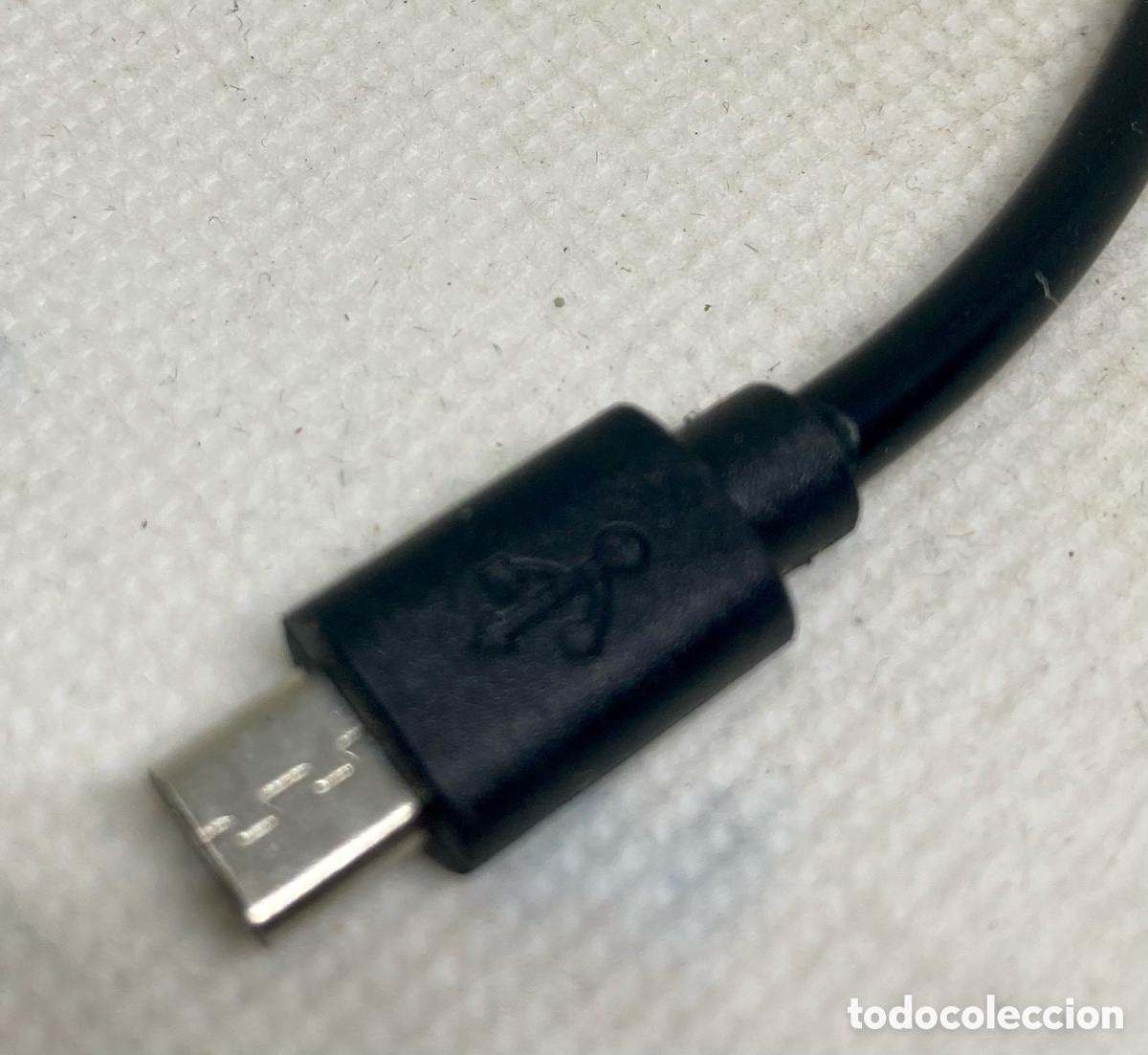 Nuevo: CONVERTIDOR DE DIFERENTES PUNTAS CON CABLE SIN USO - Foto 3