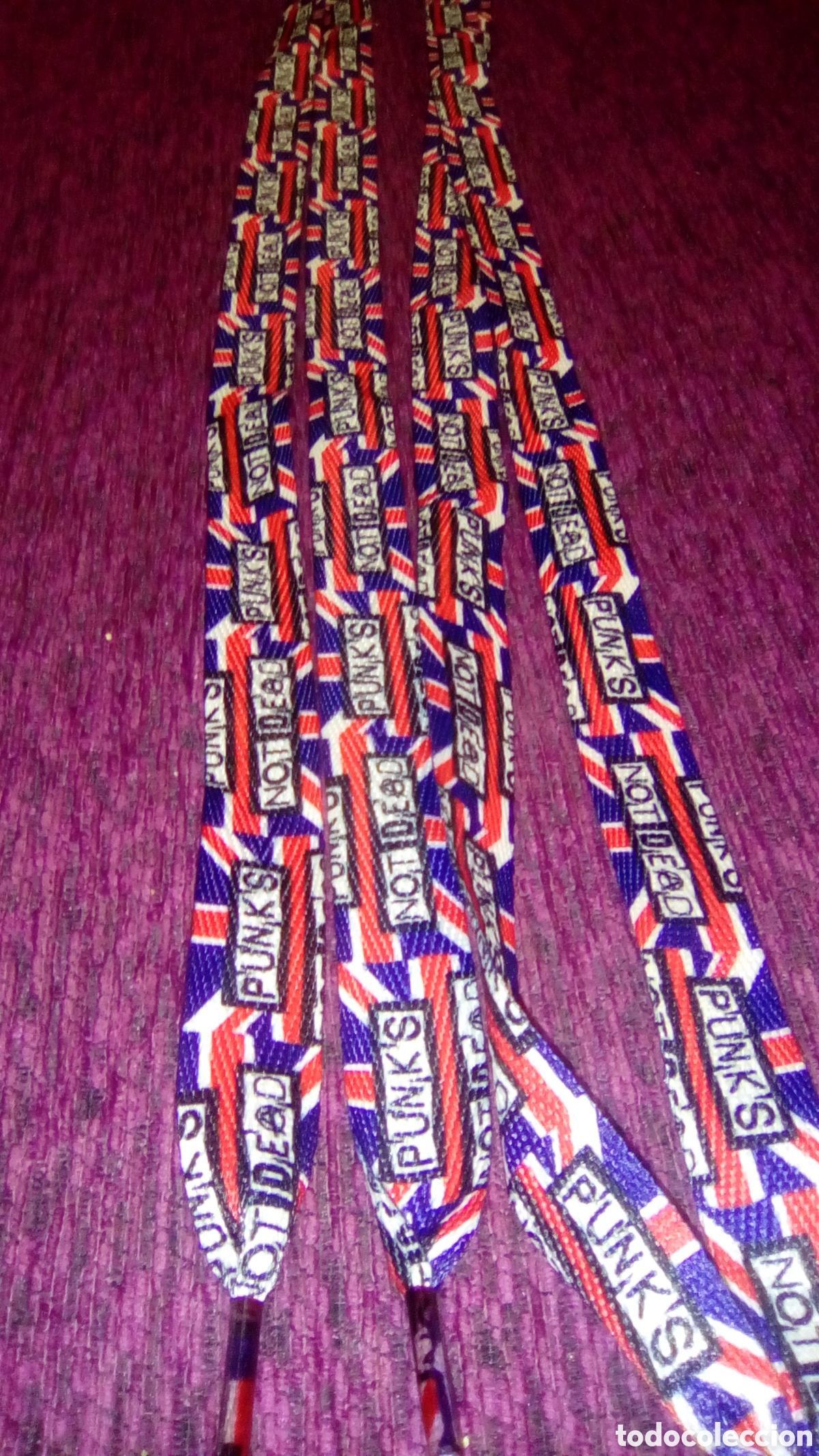 Nuevo: Cordones Nuevos Punk Not Dead - Foto 1