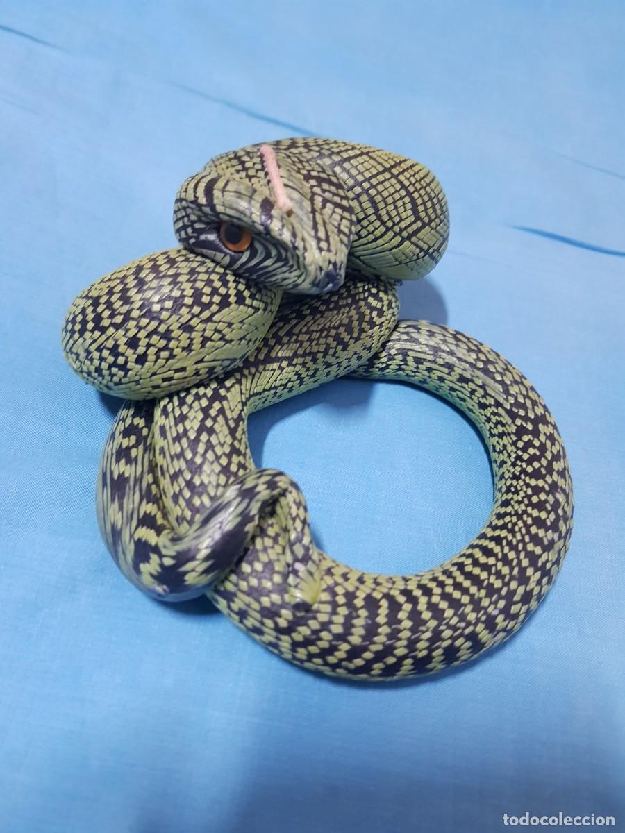 Nuevo: serpiente de cera - Foto 1