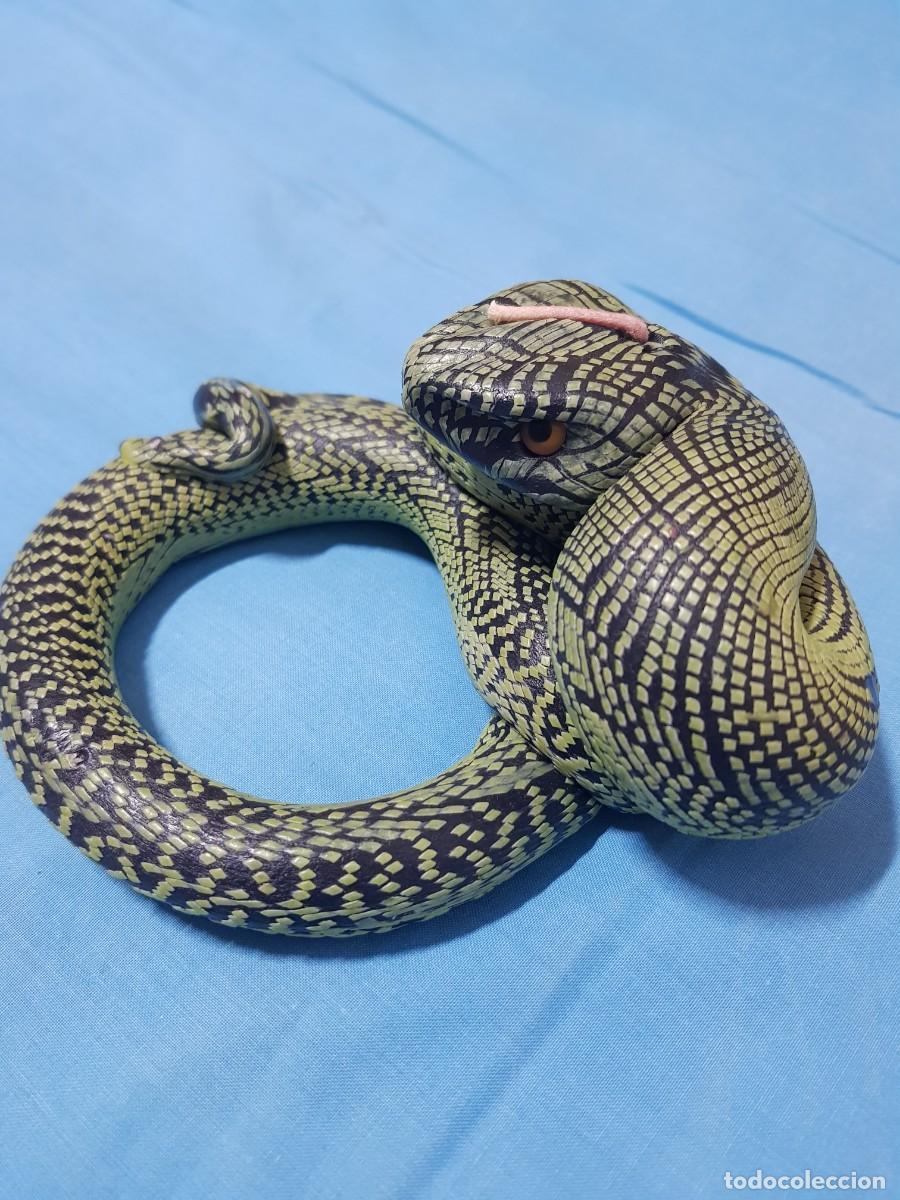Nuevo: serpiente de cera - Foto 2