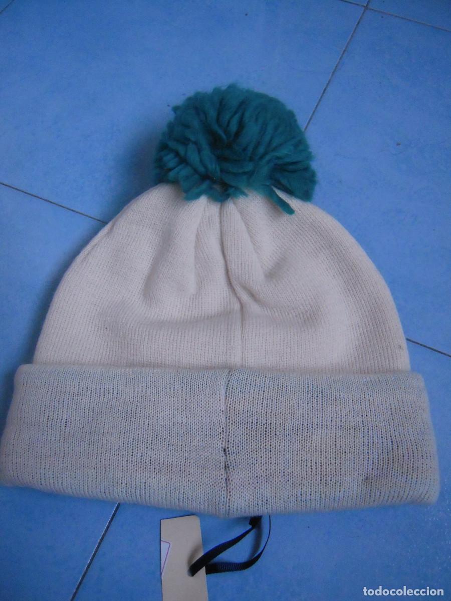 Nuevo: Gorro mujer blanco marfil con pomp&oacute;n Jo & Mr Joe - Foto 5