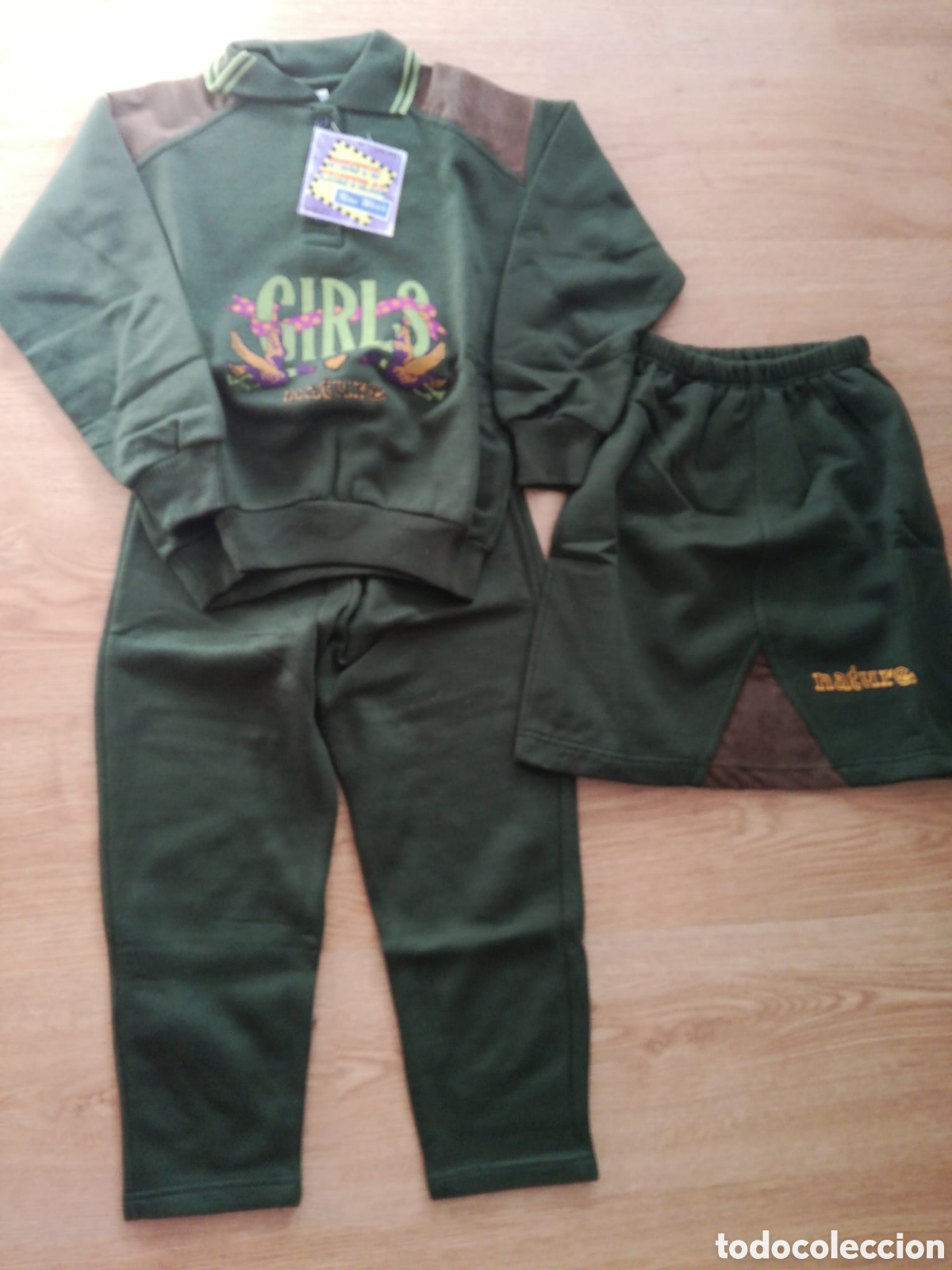 Nuevo: Conjunto Tres piezas Verde Talla 16 - Foto 1