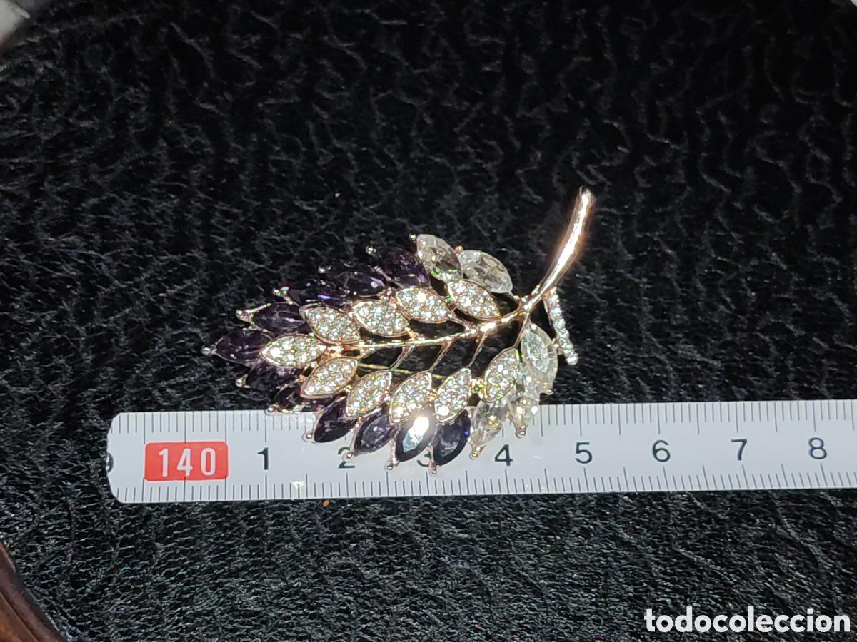 Nuevo: Bonito Broche hoja con cristales. - Foto 4