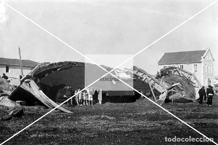 Nuevo: BARCAZA ABANDONADA EN EL SERRALLO GRAO DE CASTELLON EN 1940 - Foto 1