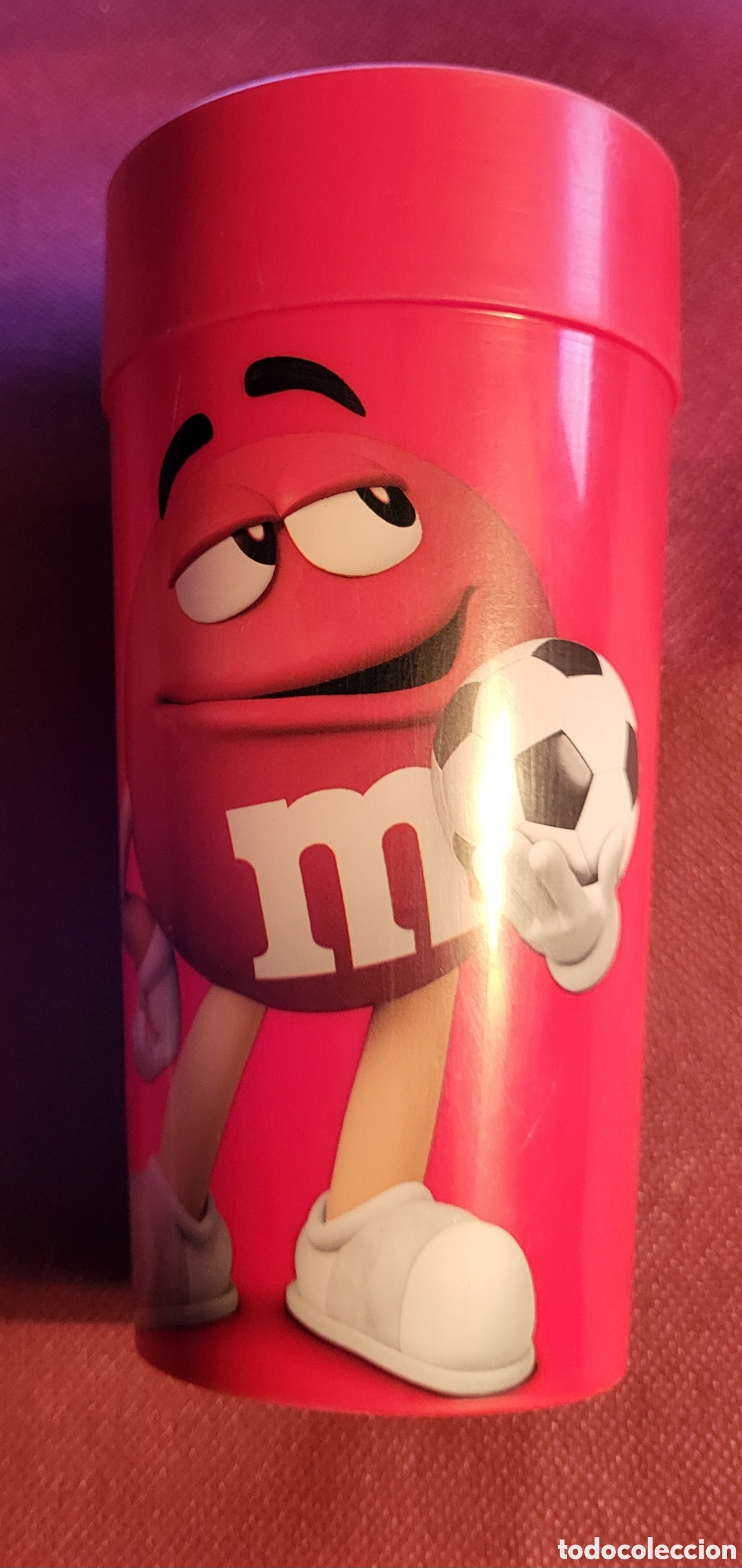 Novo: VASO GRANDE DE PL&Aacute;STICO DE M&M. NUEVO, SIN USAR. MEDIDA: 15 CENT&Iacute;METROS DE ALTO