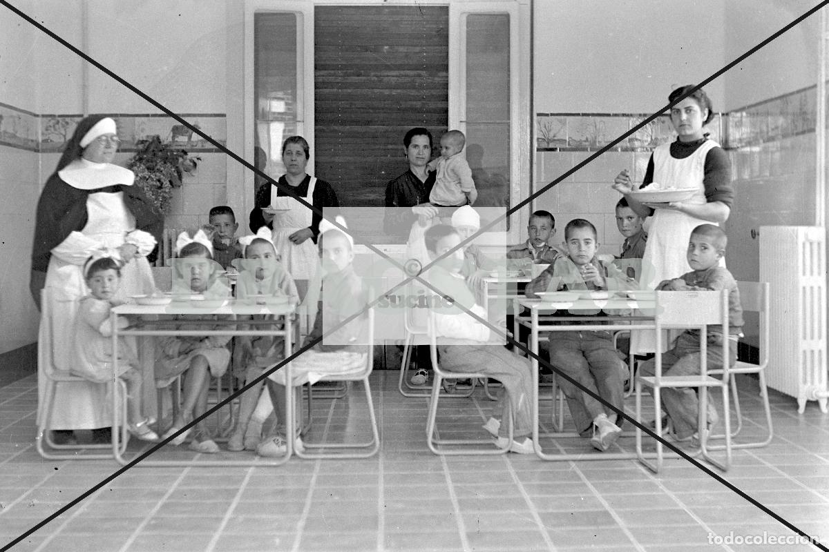 New: ASPECTO DE UNA GUARDERIA INFANTIL EN LOS A&Ntilde;OS 40 C 49