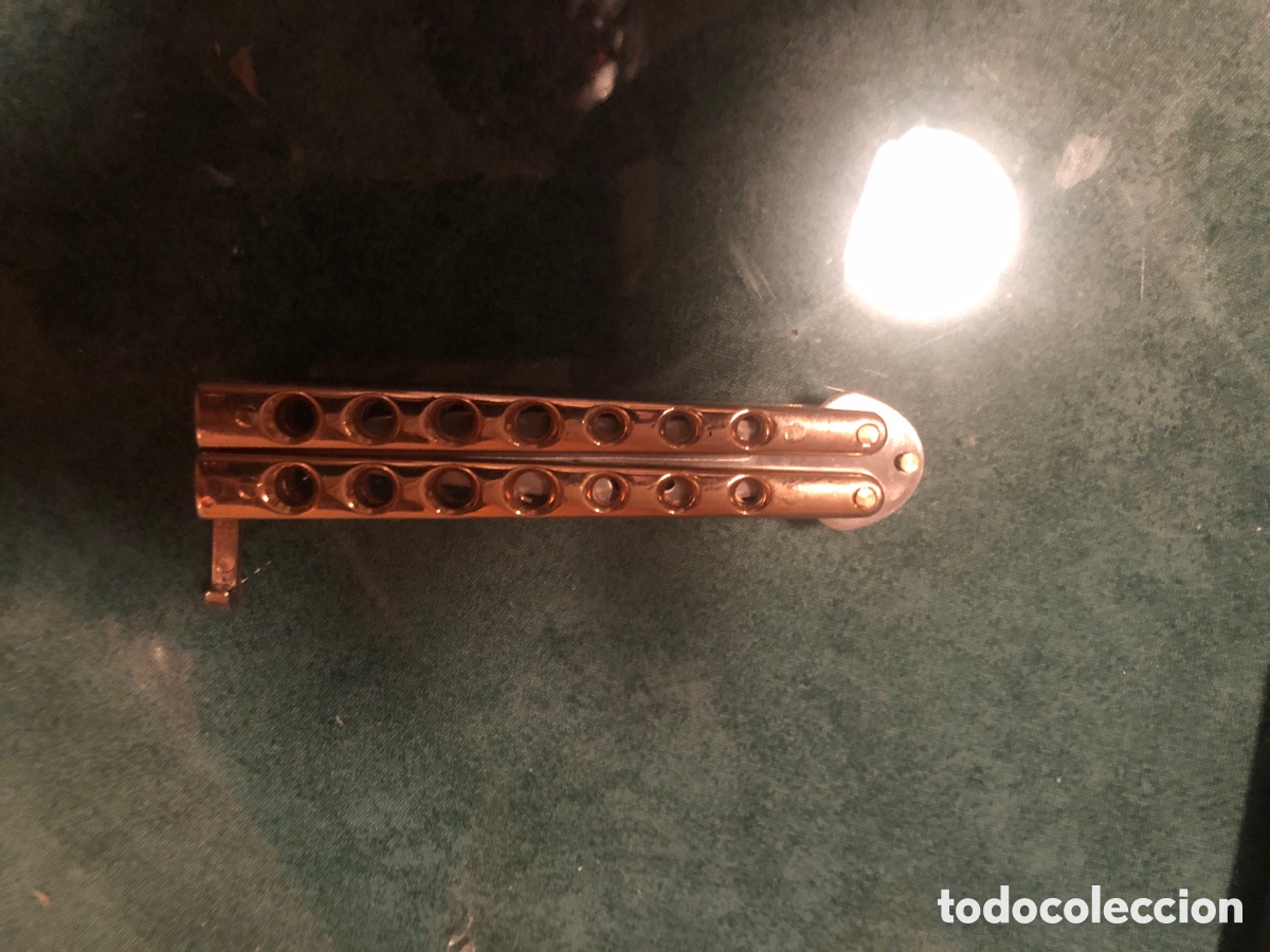 Nuevo: NAVAJA DE BOLSILLO TIPO MARIPOSA. - Foto 2