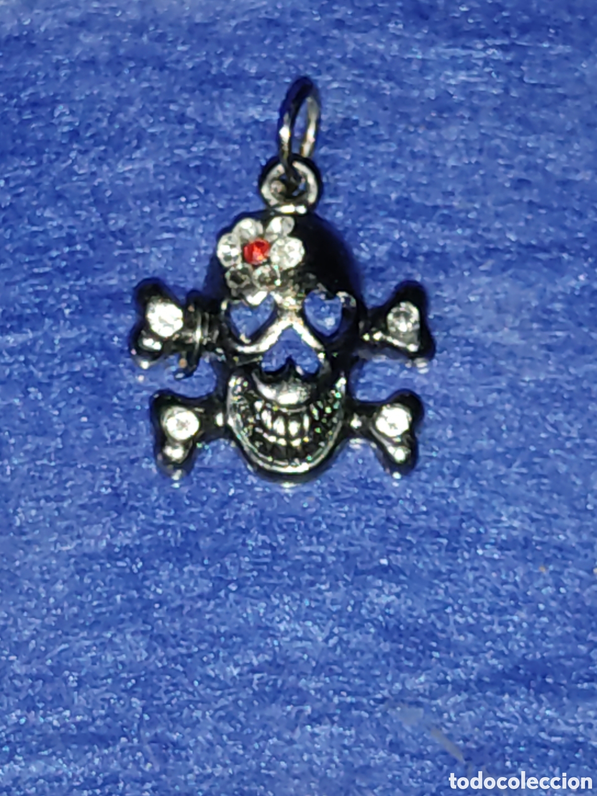 Nuevo: Colgante calavera con circonitas. - Foto 1