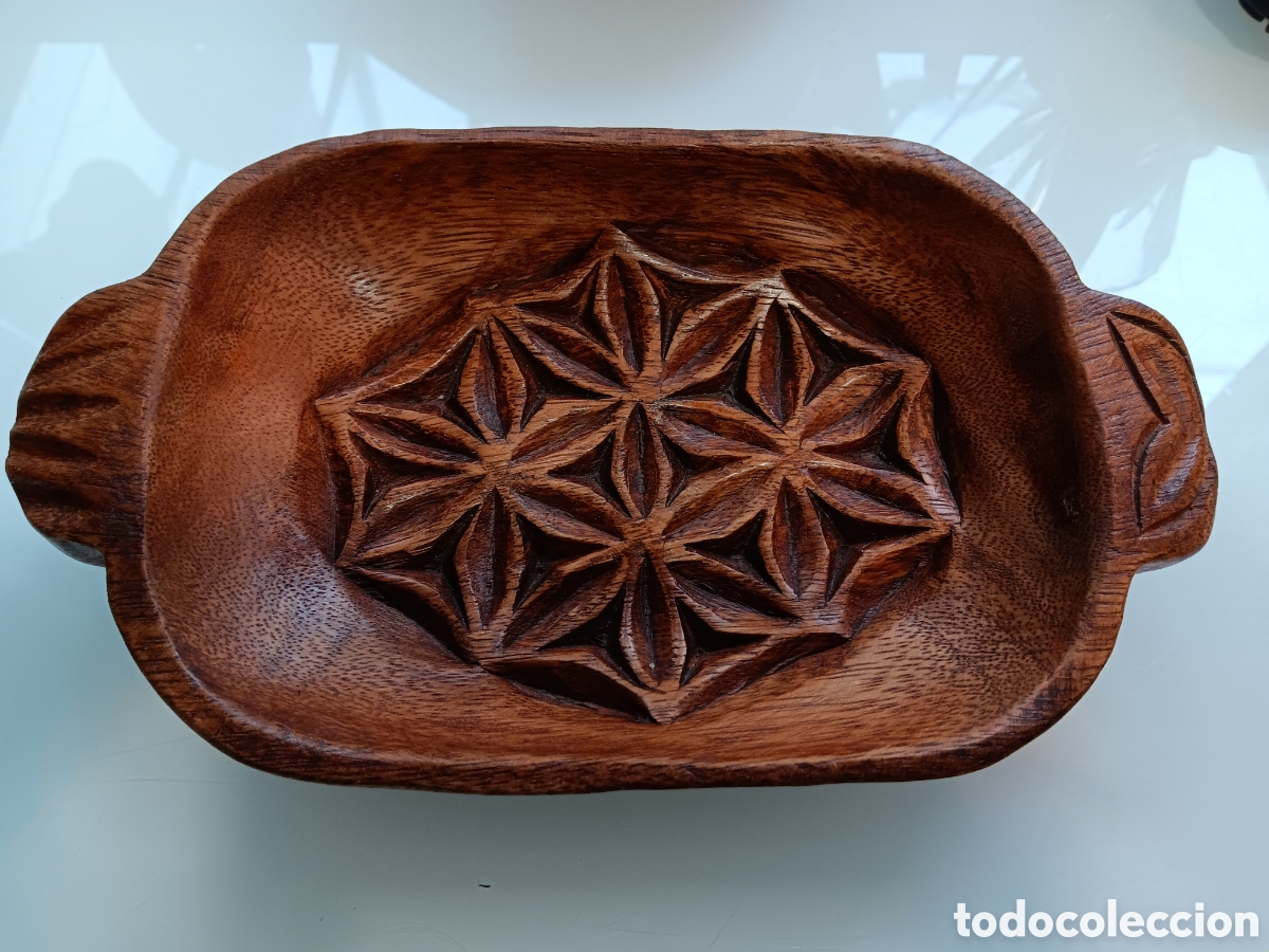 Nuevo: Fuente de madera tallada. 26&times;15 cm - Foto 1