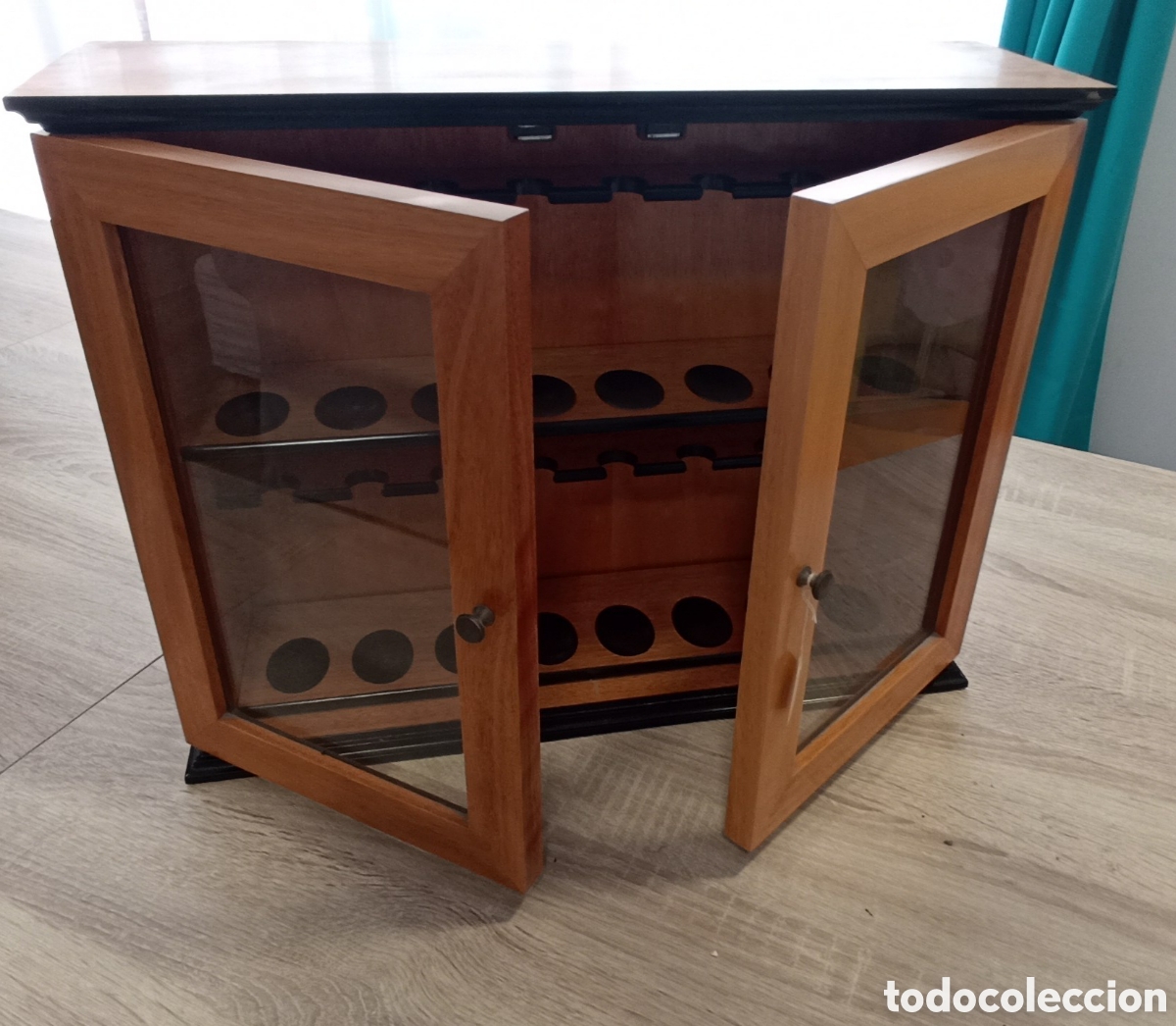 Nuevo: MUEBLE EXPOSITOR VITRINA PARA PIPAS - Foto 1