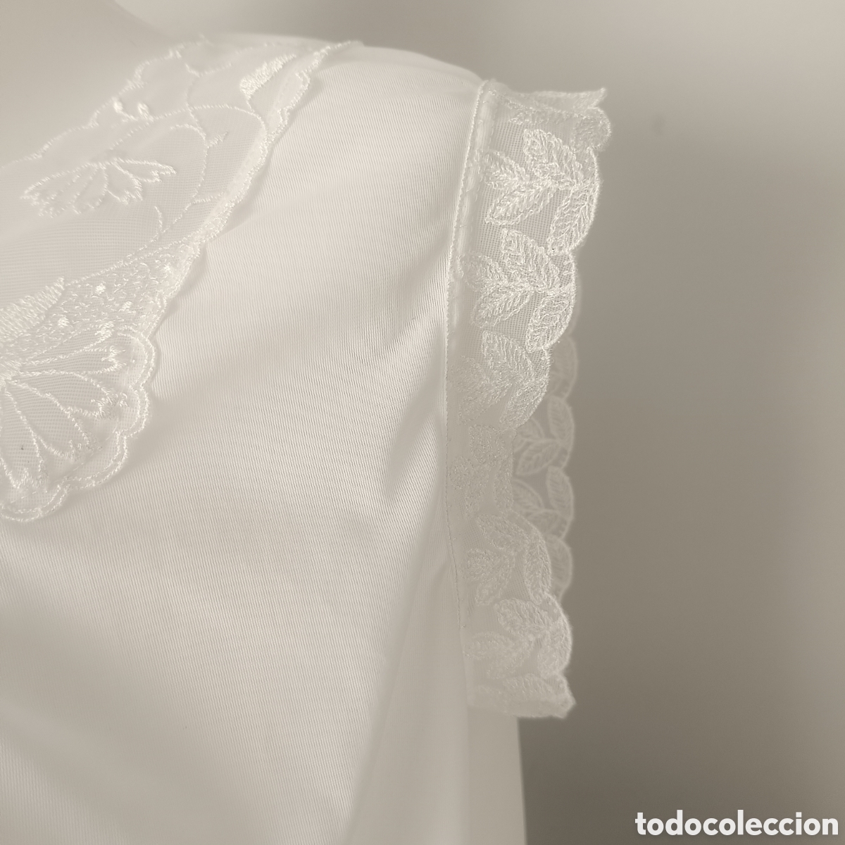 Nuevo: Camis&oacute;n blanco Transparente escote Goa - Foto 5