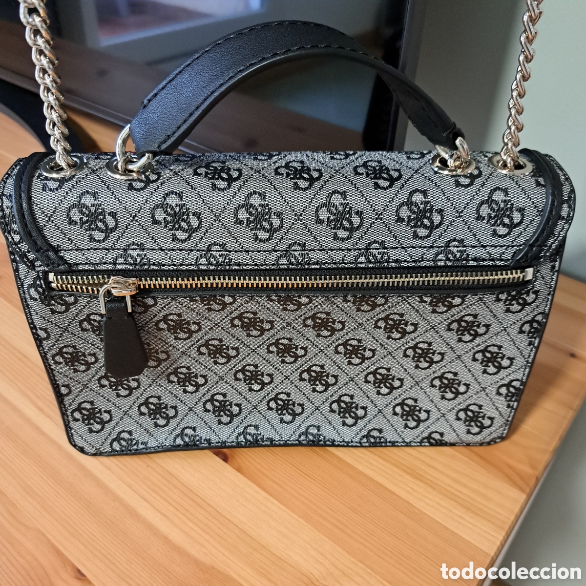 Nuevo: EXCLUSIVO BOLSO DE GUESS EDICI&Oacute;N LIMITADA. REF S5 - Foto 4
