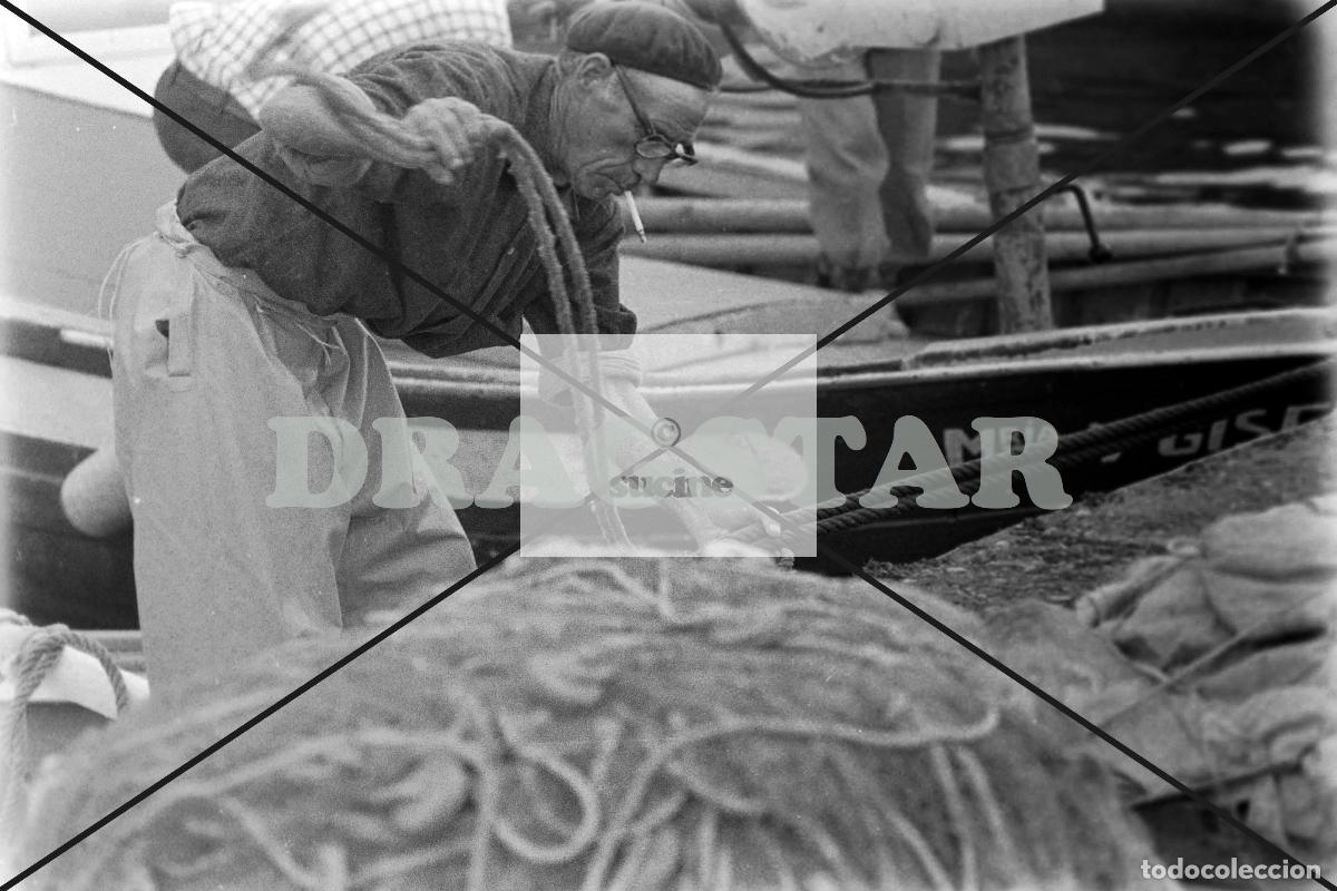 Nuevo: GENTE DEL GRAO DE CASTELLON EN EL RECUERDO, REMENDANDO REDES C65 - Foto 1