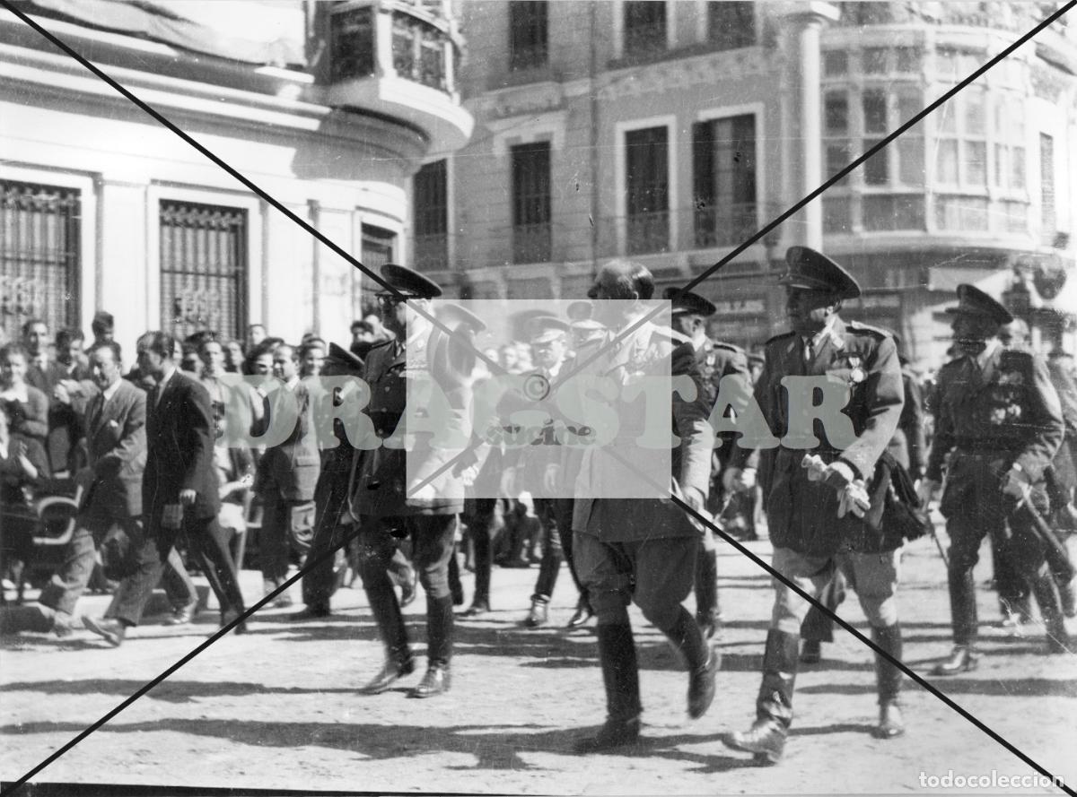Nuevo: DESFILE MILITAR EN MELILLA C 68 - Foto 1