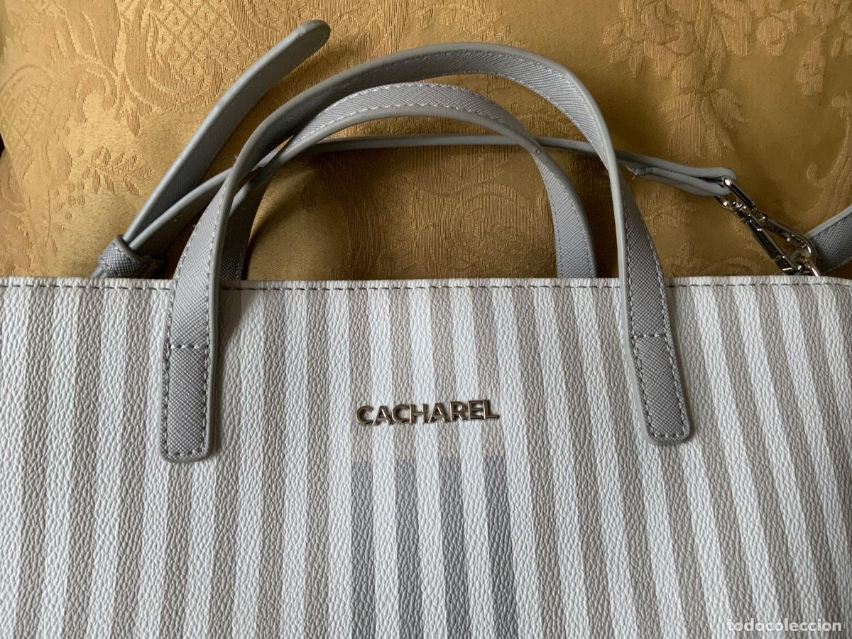 Nuevo: BOLSO CACHAREL SIN ESTRENAR GRIS Y BLANCO - Foto 15