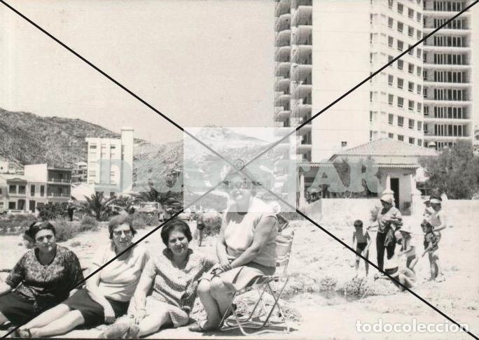 Nuevo: ASPECTO DE LA PLAYA DE LA CONCHA EN LOS A&Ntilde;OS 70 OROPESA DEL MAR C70 - Foto 1