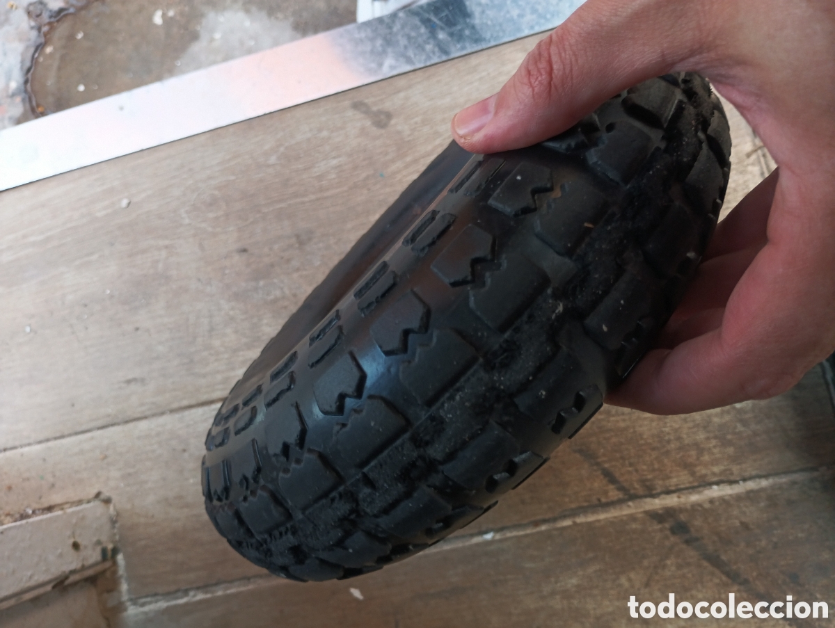 Nuevo: dos ruedas para carretilla 350-4 - Foto 4