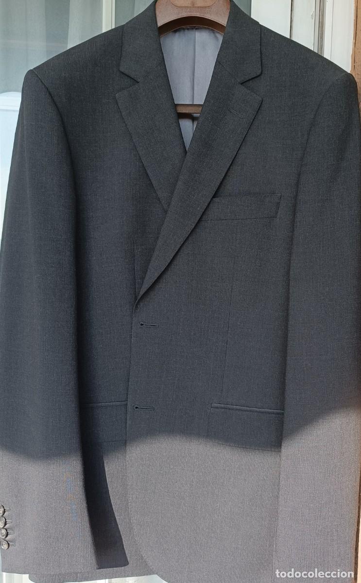Nuevo: Traje gris marengo A ESTRENAR - Foto 1