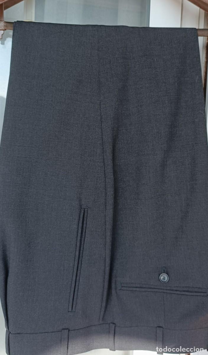 Nuevo: Traje gris marengo A ESTRENAR - Foto 5