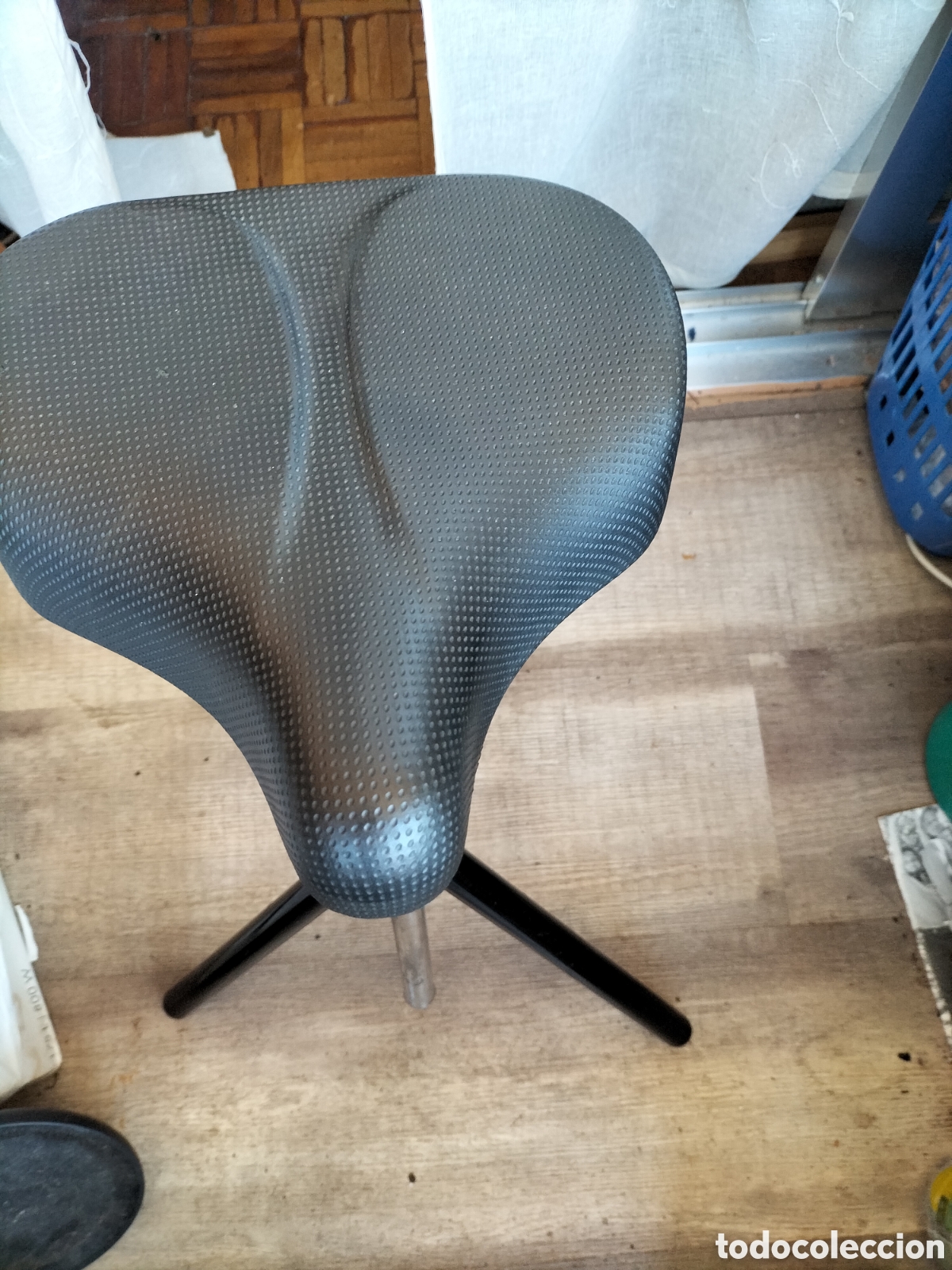 Nuevo: Silla plegable forma sill&iacute;n bicicleta - Foto 2