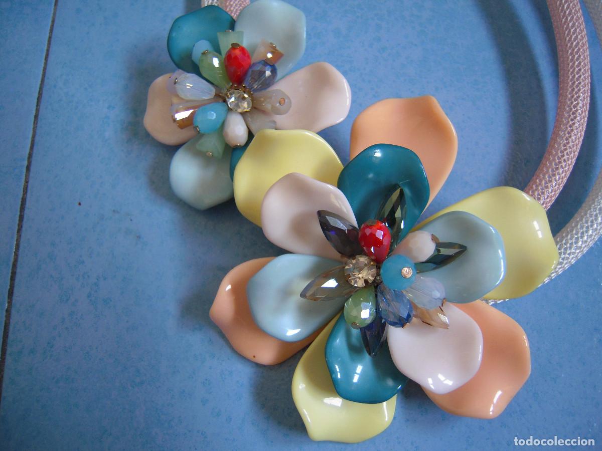 Nuevo: Collar multicolor dos flores grandes - Foto 2