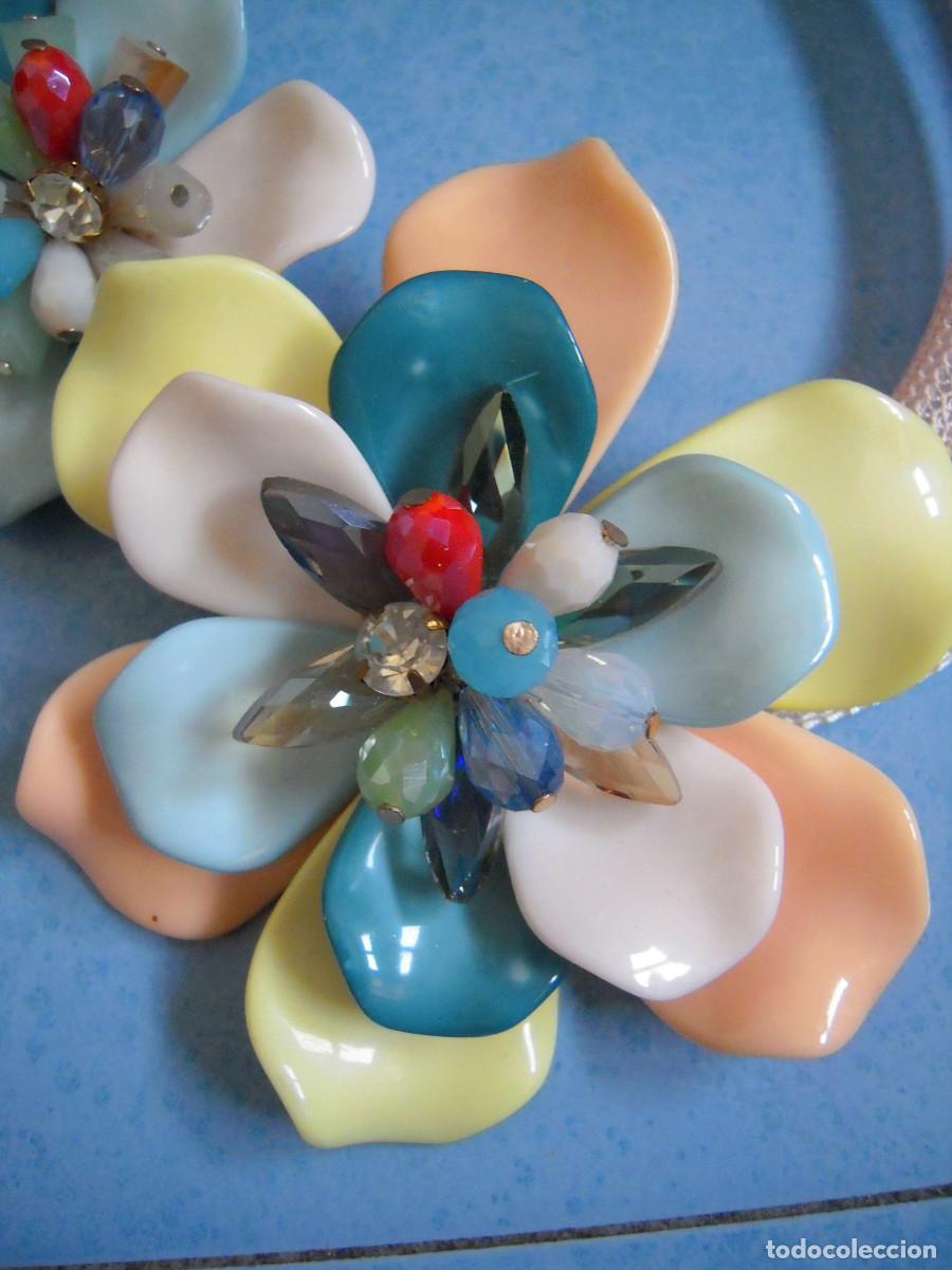 Nuevo: Collar multicolor dos flores grandes - Foto 3