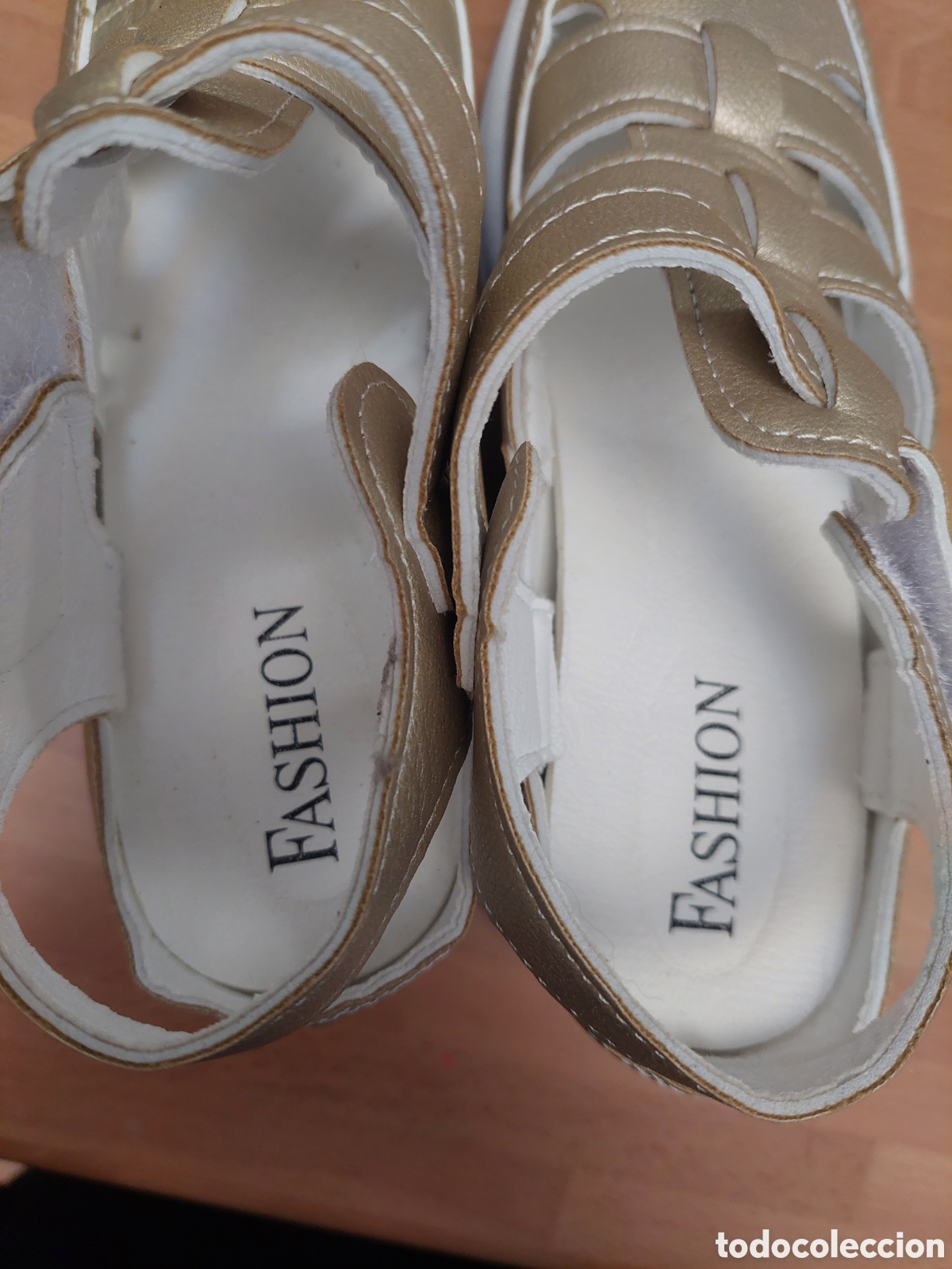 Nuevo: Zapatos mujer dorados - Foto 4