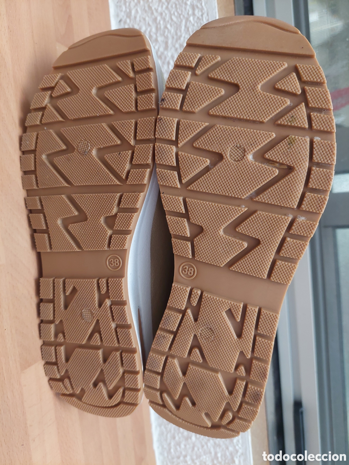Nuevo: Zapatos mujer dorados - Foto 7