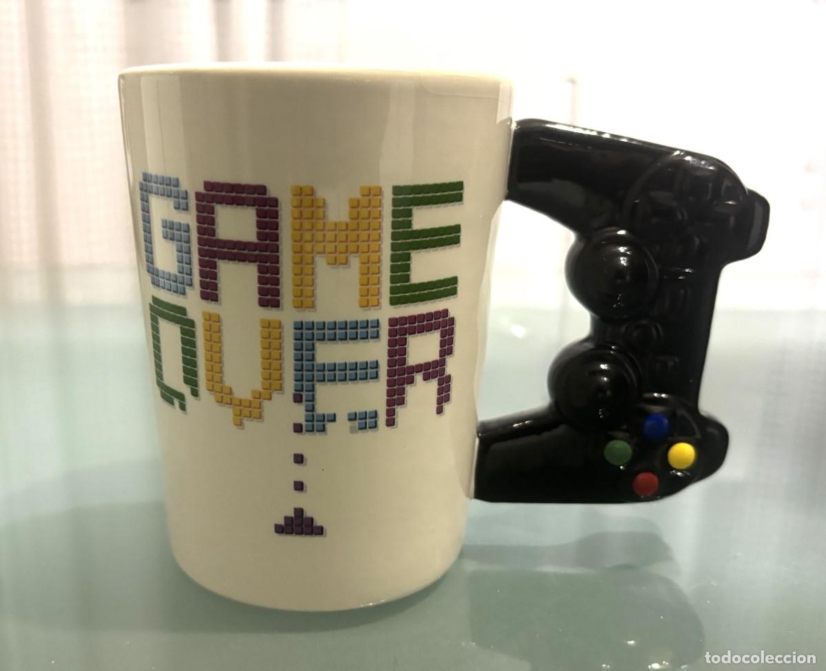 Nuevo: TAZA GAME OVER videojuegos - Foto 1