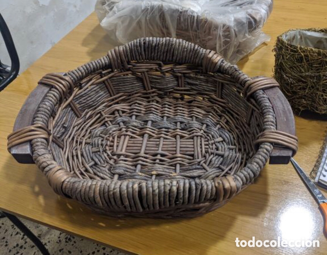 Nuevo: Cesta grande mimbre con asas de madera - Foto 1