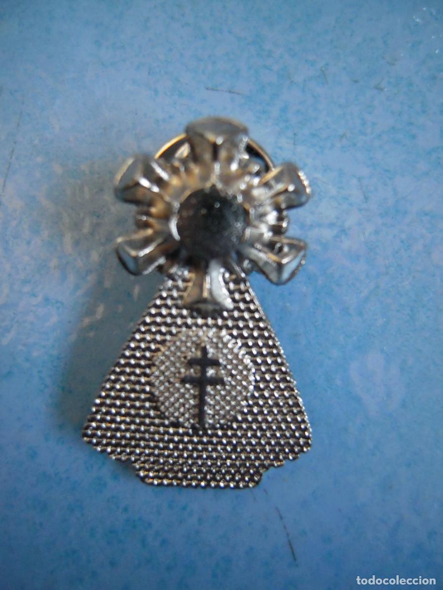 Nuevo: Pin plateado Virgen del Pilar - Foto 1