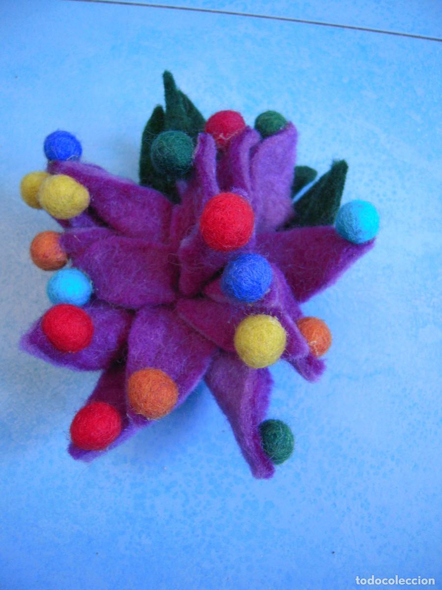 Nuevo: Broche flor grande multicolor fieltro - Foto 1