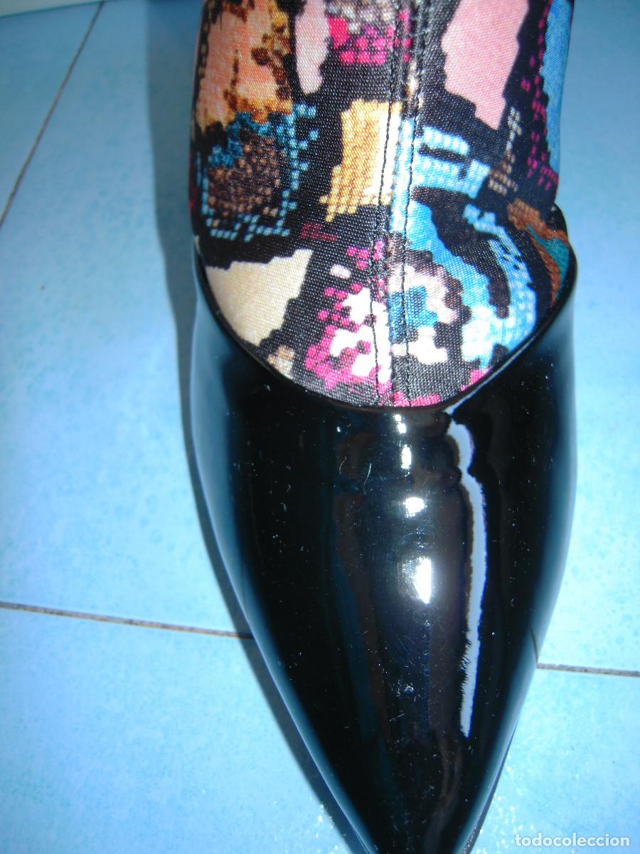 Nuevo: Botines print serpiente multicolor talla 38 - Foto 11