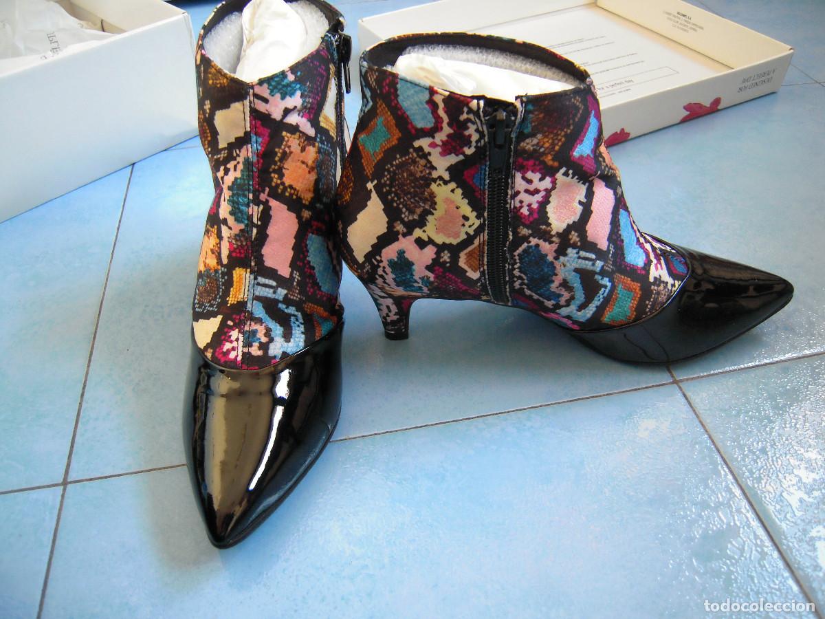 Nuevo: Botines print serpiente multicolor talla 38 - Foto 14