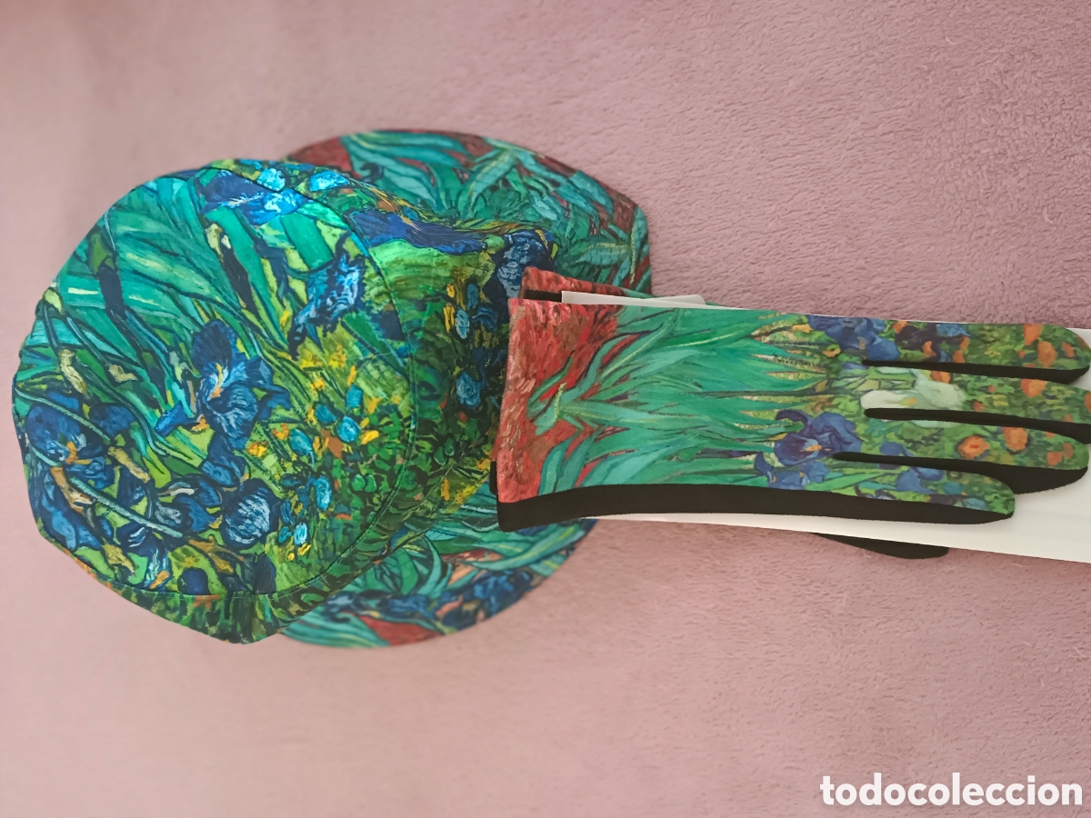 New: Gorro y guantes de lluvia con motivo Van Gogh