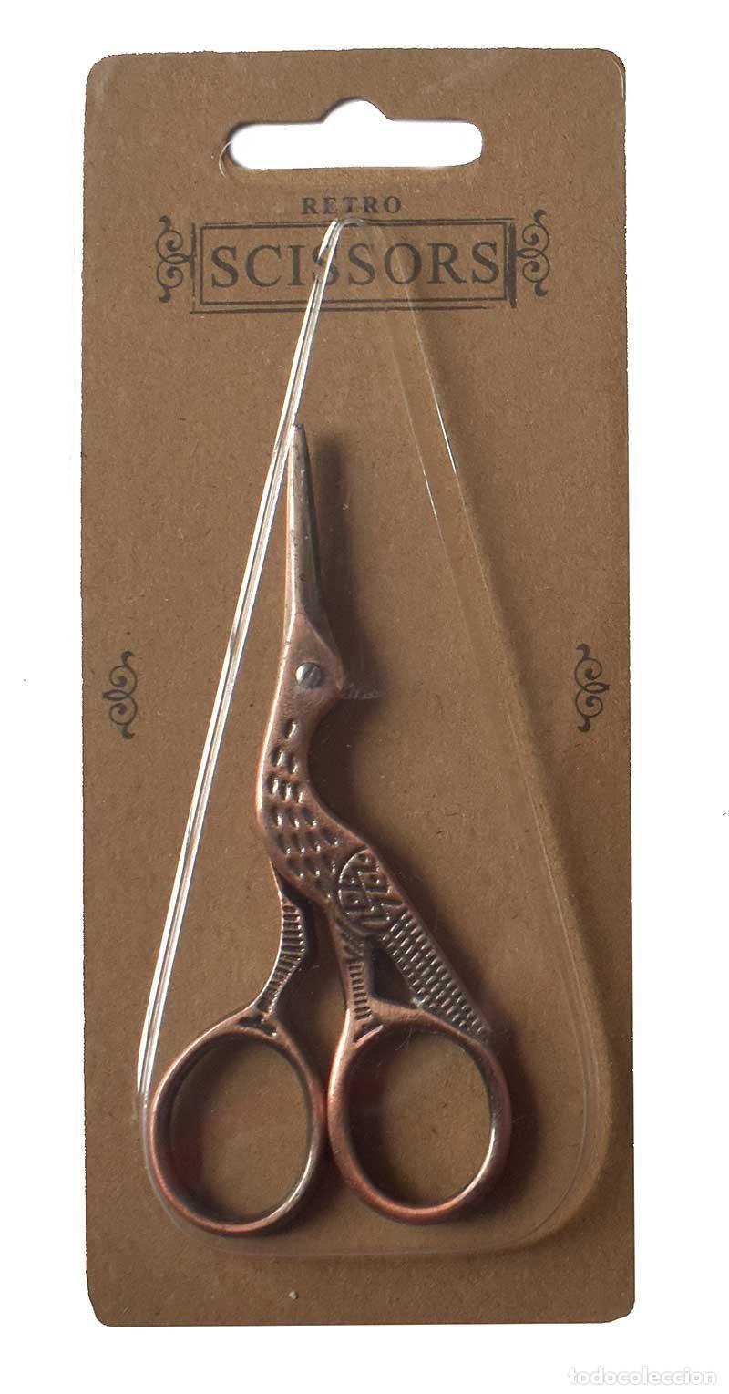 Neuf: Tijeras de cig&uuml;e&ntilde;as para costura o bordado (precintado)