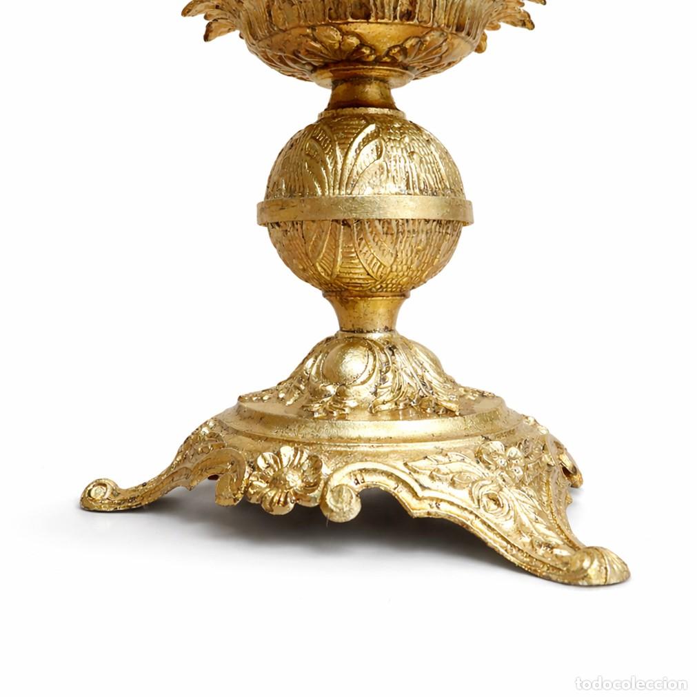 Nuevo: Par de candelabros dorados con base - Foto 4