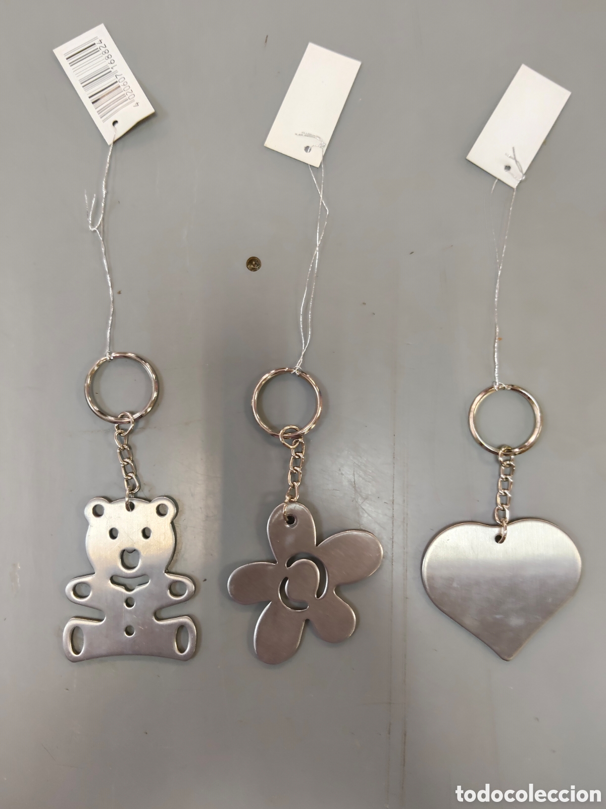 Nuevo: Lote de tres llaveros