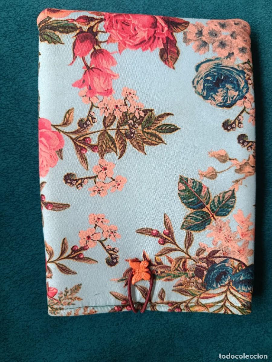 New: Funda de tela para libro electr&oacute;nico (ebook)