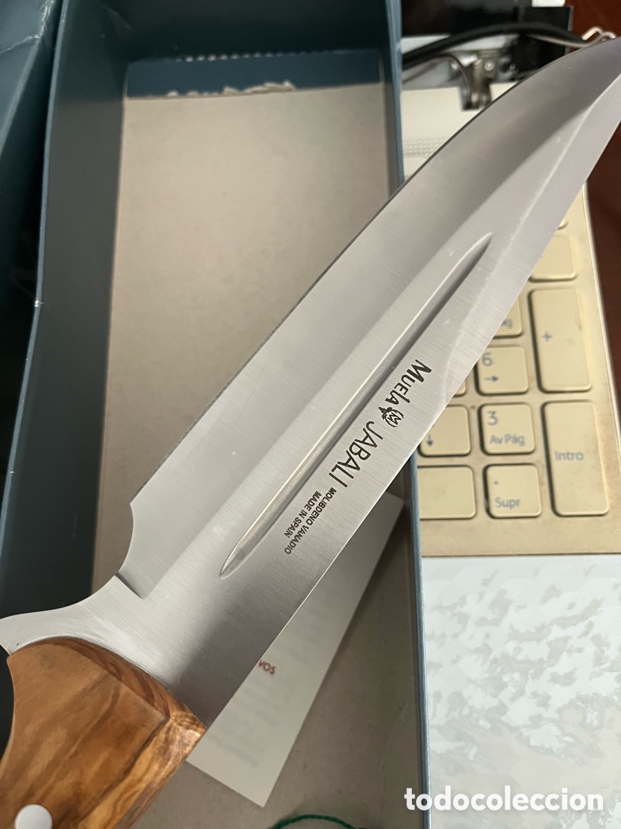 Nuevo: Muela jabal&iacute; nuevo en su funda y caja