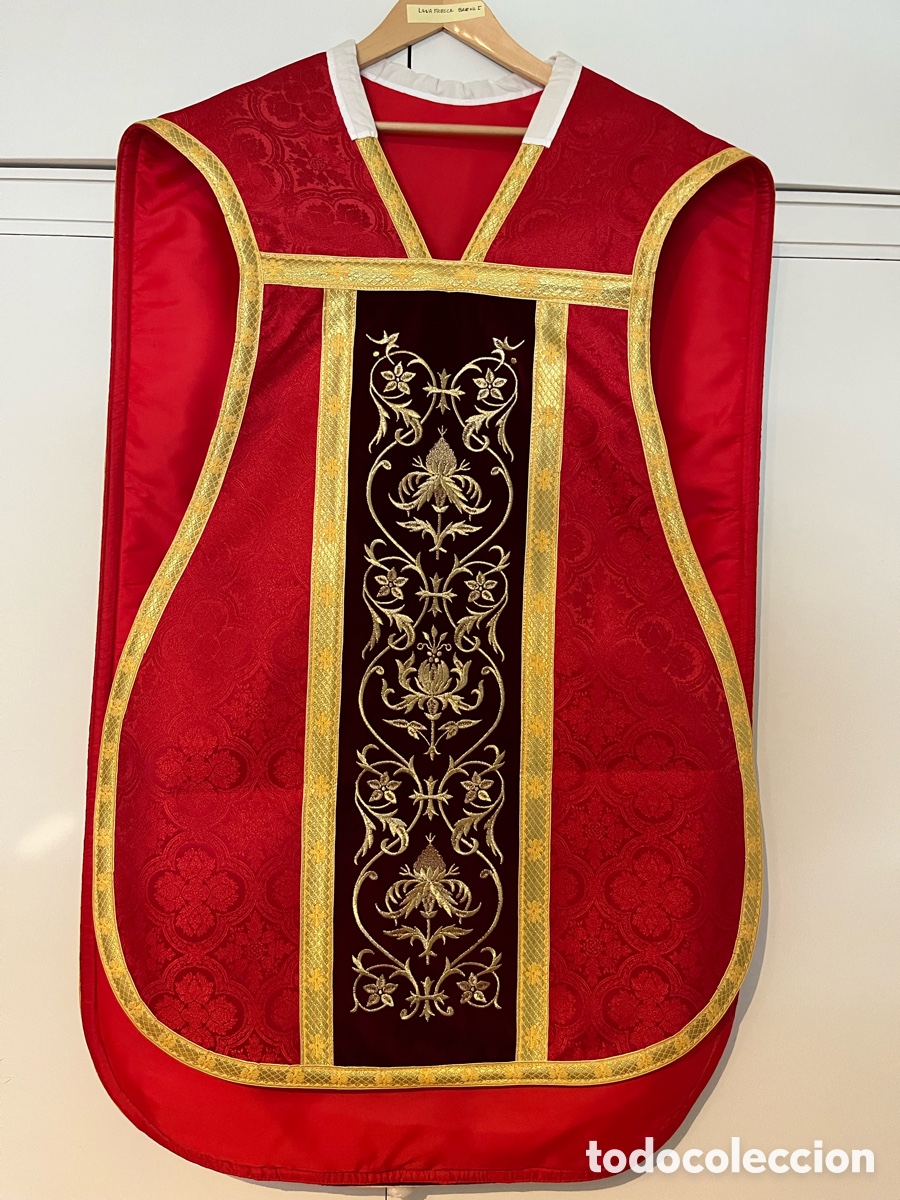 Nuevo: Casulla de guitarra roja