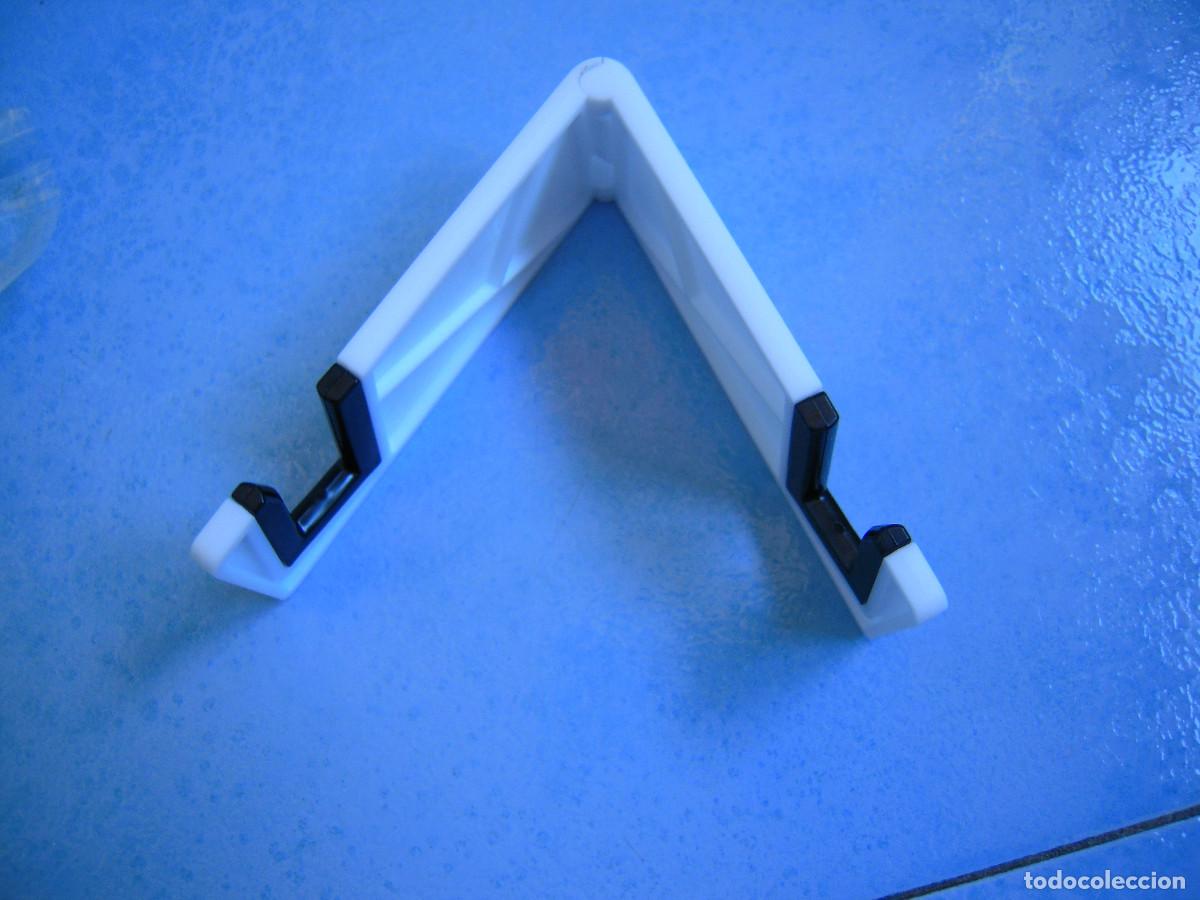 Nuevo: Soporte de pl&aacute;stico en V plegable para m&oacute;vil - Foto 2