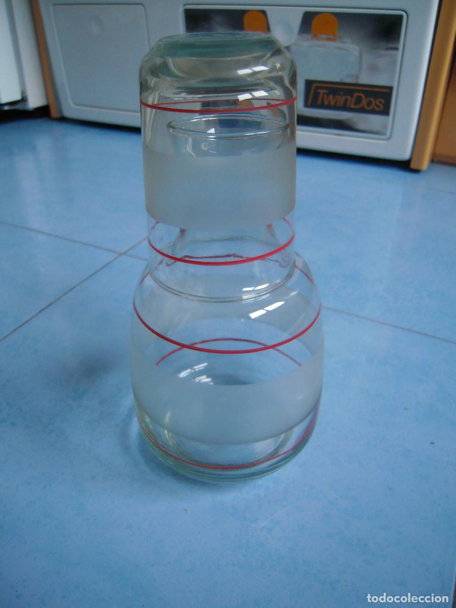 Nuevo: Juego vintage de botella de cristal con vaso para mesita de noche