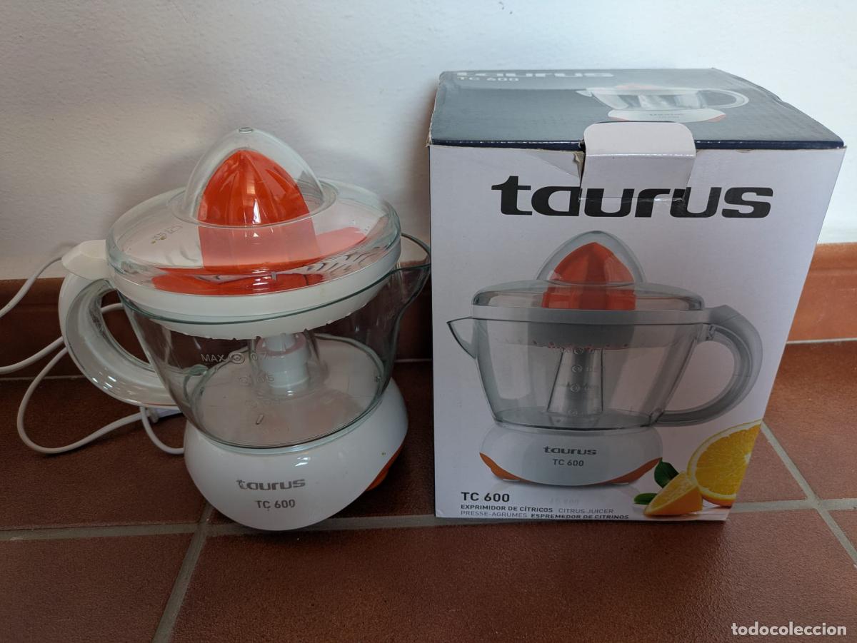 Nuevo: Exprimidor el&eacute;ctrico Taurus Modelo TC600. Totalmente nuevo. - Foto 3
