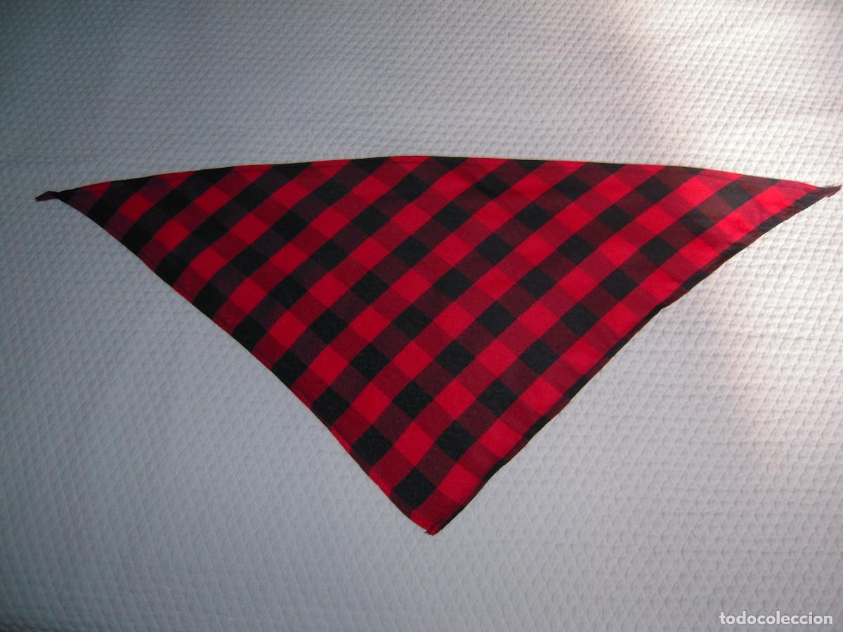 Nuevo: Par de cachirulos triangulares - Foto 2