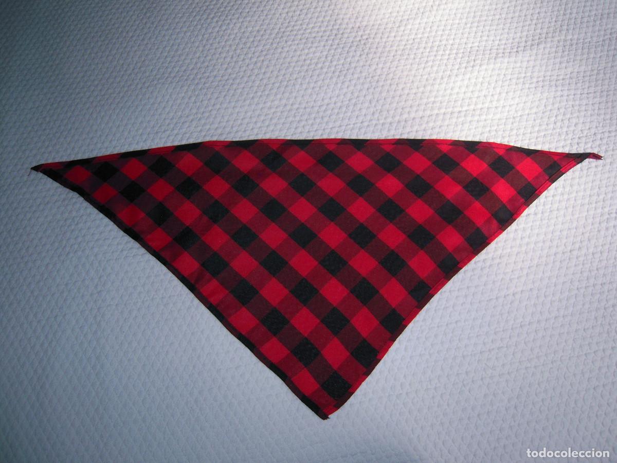 Nuevo: Par de cachirulos triangulares - Foto 4