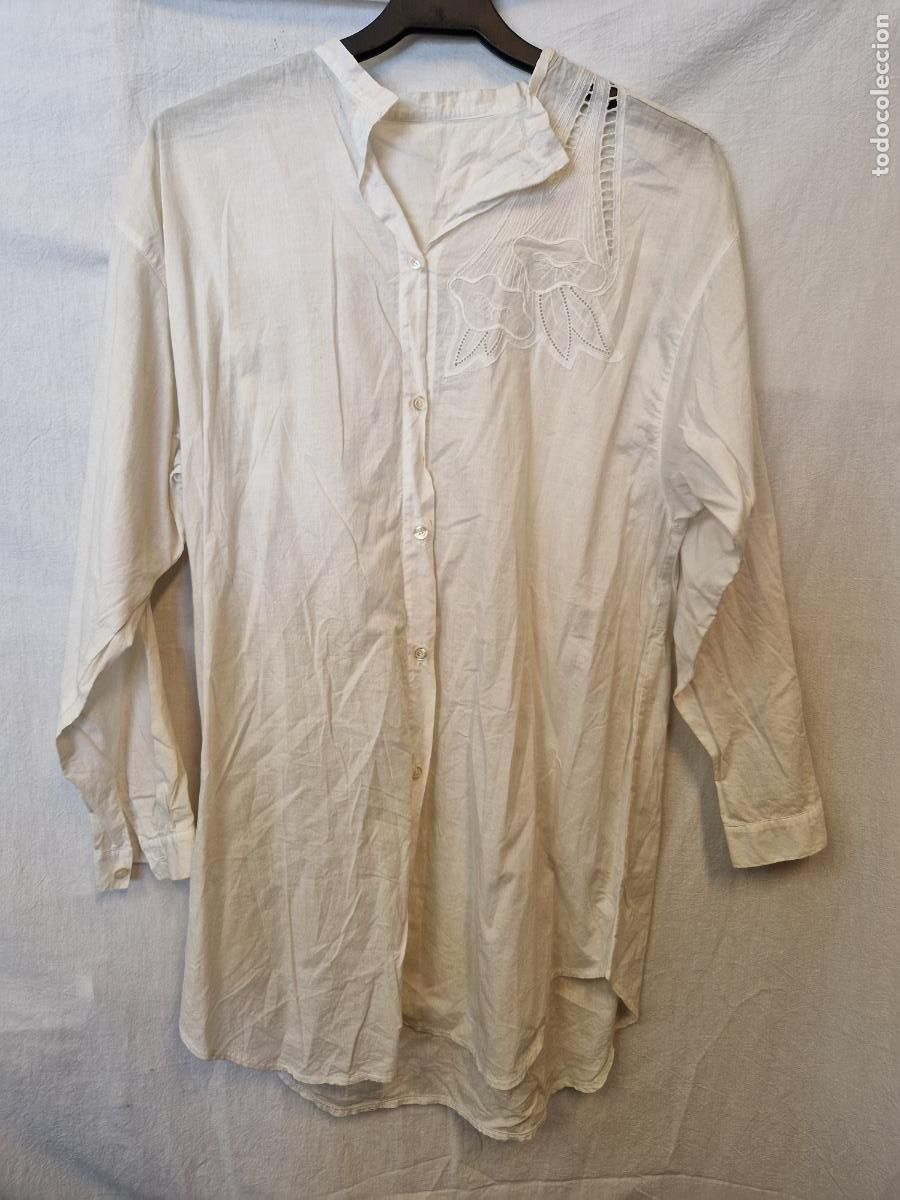 Nuevo: BONITA CAMISETA MANGA LARGA PARA MUJER. COLOR BLANCA. TALLA 40